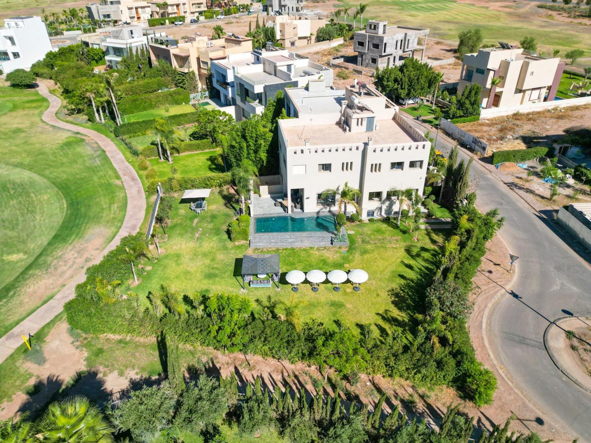Villa Naciri En Plein Golf Avec Vue Sur Atlas Marrakesh Exterior foto