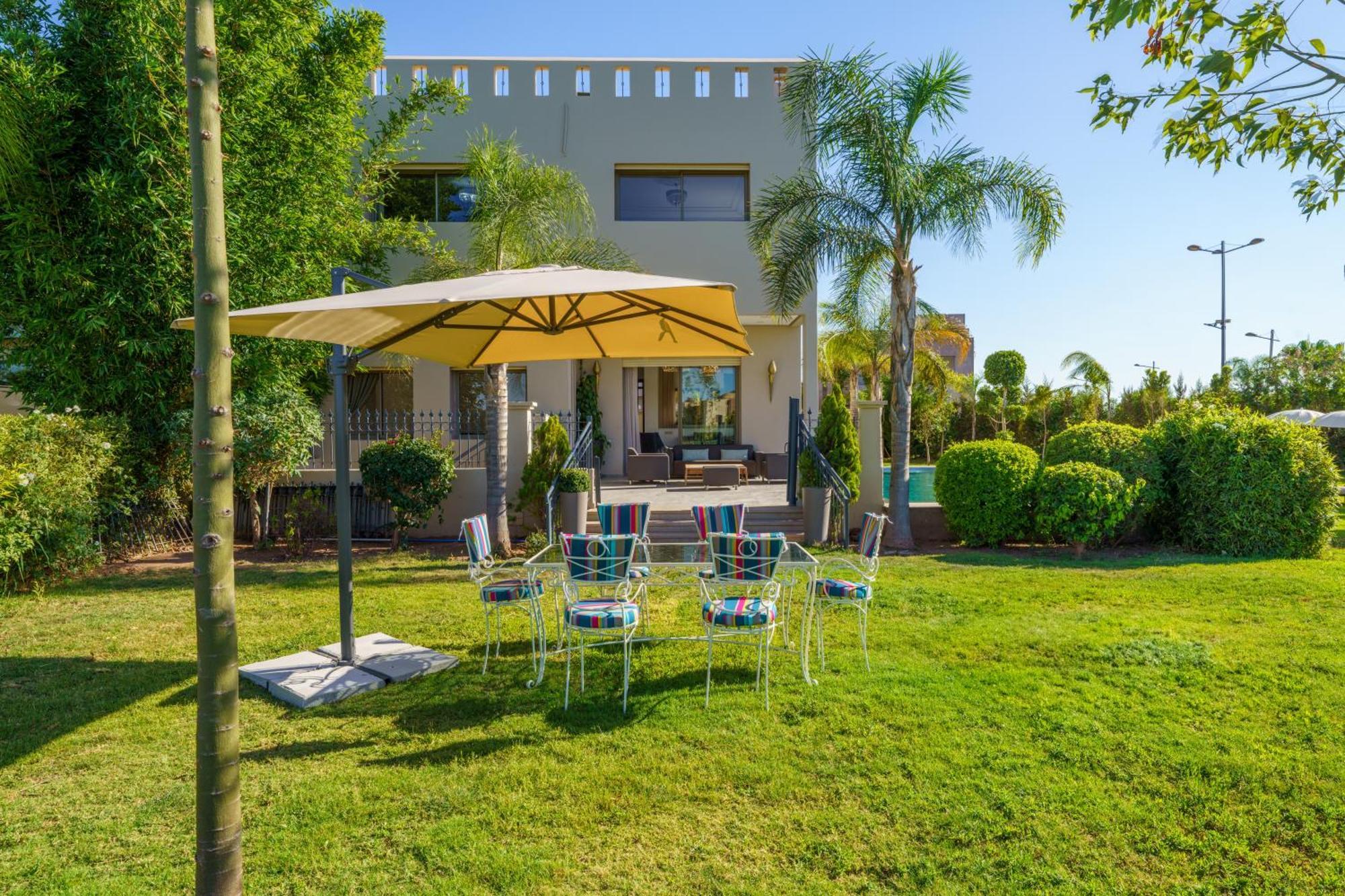 Villa Naciri En Plein Golf Avec Vue Sur Atlas Marrakesh Exterior foto